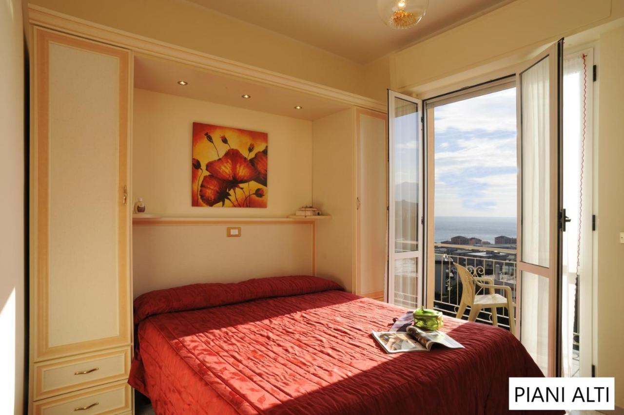 Residence Bellevue Apartments Pietra Ligure Εξωτερικό φωτογραφία