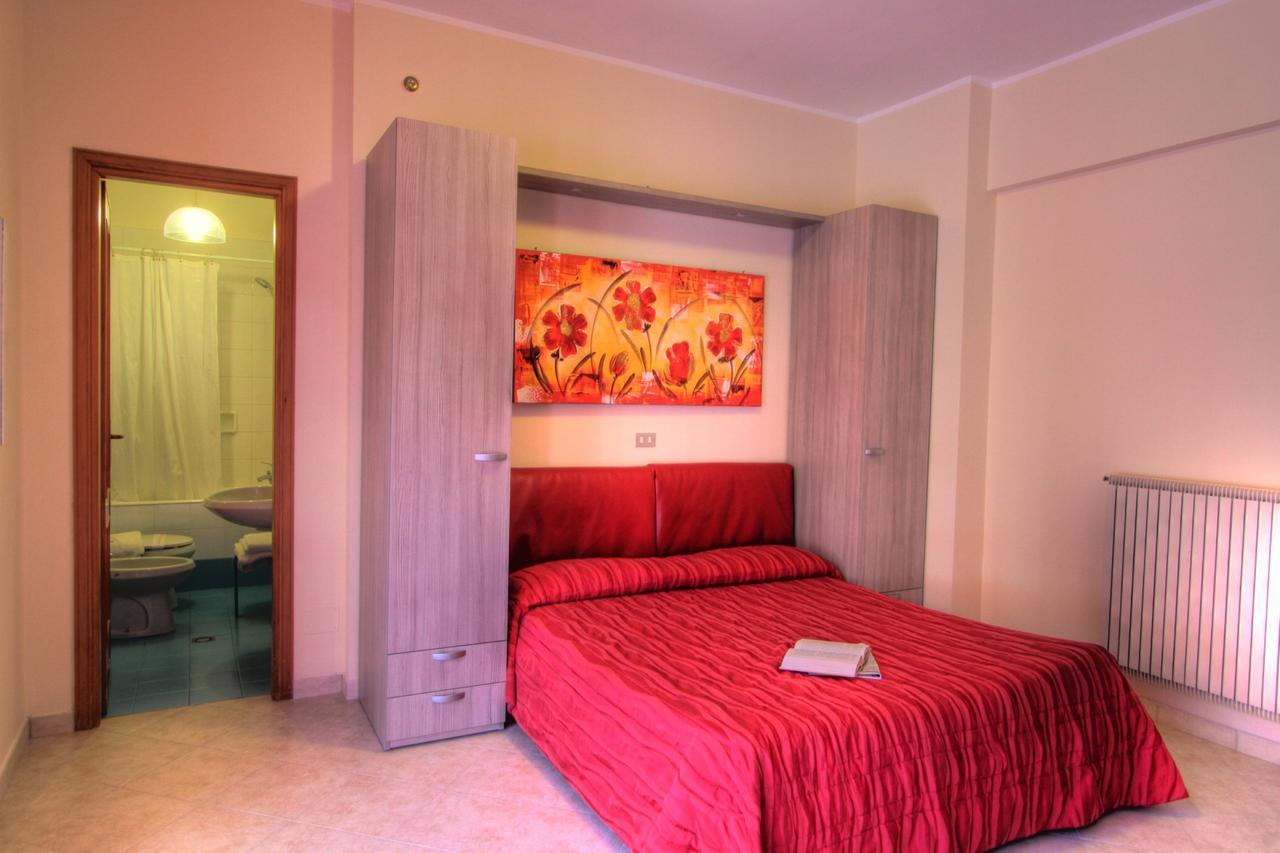 Residence Bellevue Apartments Pietra Ligure Εξωτερικό φωτογραφία